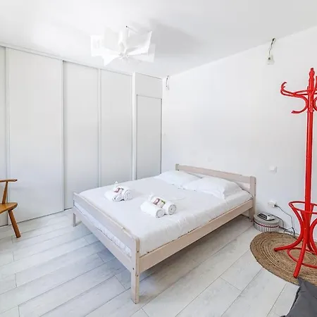 Apartment La Maison St Aubin *